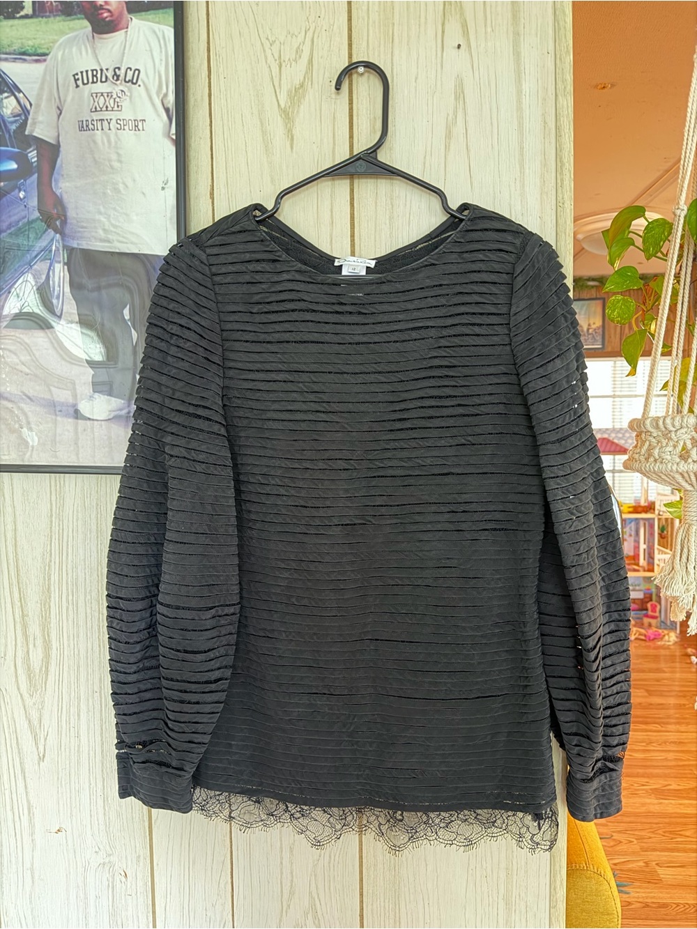 Oscar De la Renta Black Textured Long-Sleeve Women's Top with Lace Hem